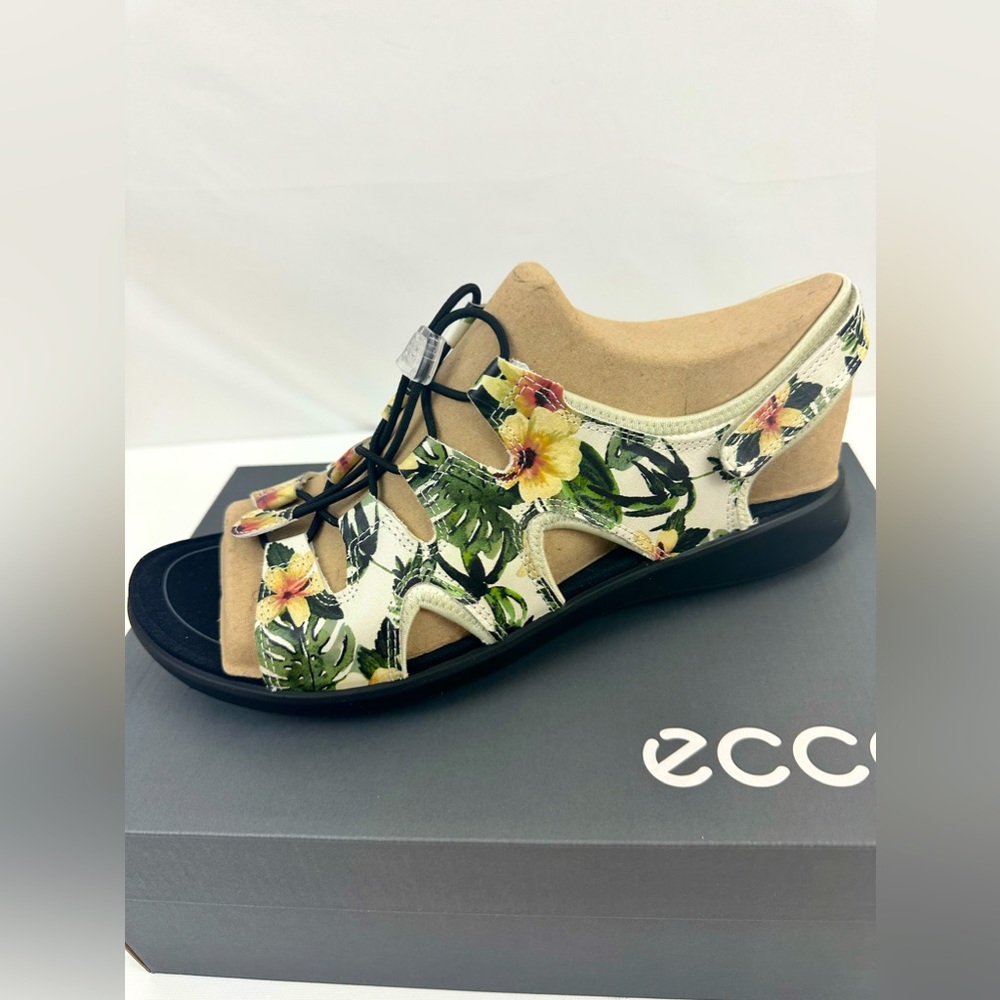 Ecco Women's Floral Print Sandals